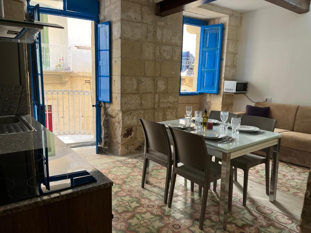 Villa Traditional Townhouse In The Hearth Of La Valette Extérieur photo